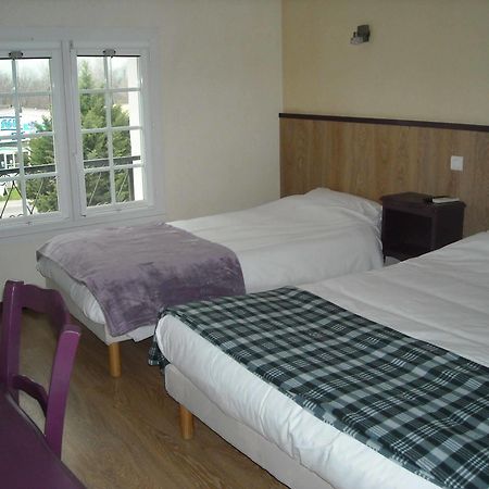 Hotel Ecusson Saint-Hilaire-de-Brethmas Eksteriør bilde